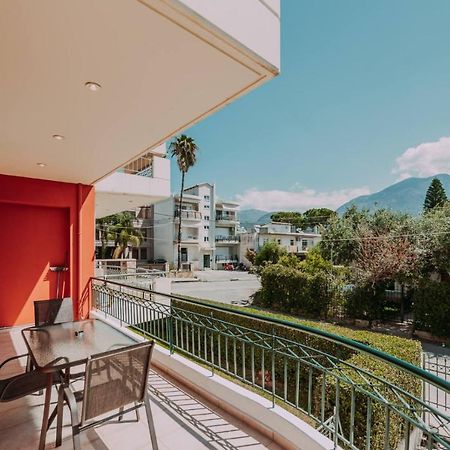 Bessis Apartments Kalamata Esterno foto